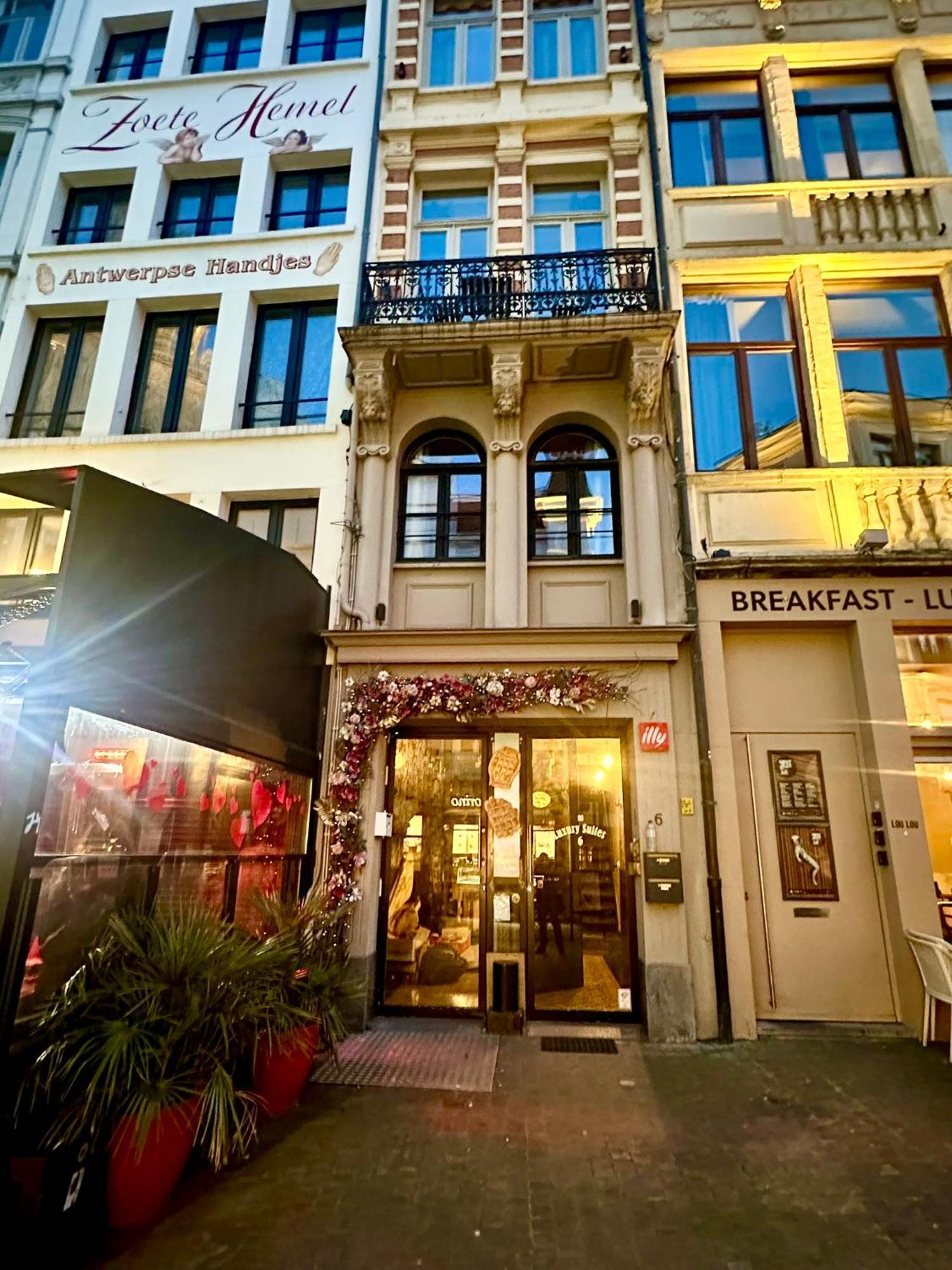 Luxury Suites Historic Center By Rikas Hotels Anvers Dış mekan fotoğraf