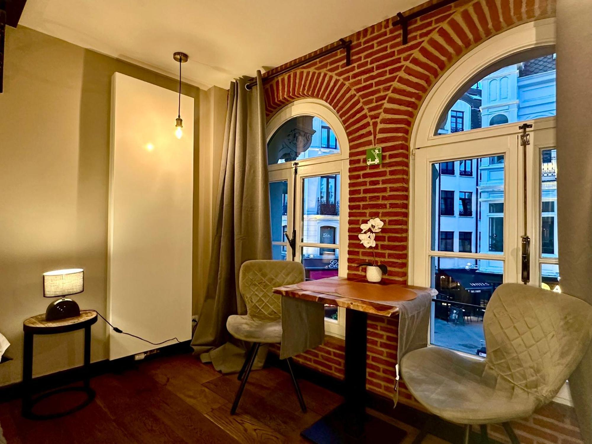 Luxury Suites Historic Center By Rikas Hotels Anvers Dış mekan fotoğraf